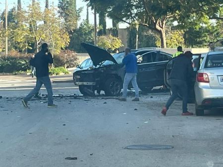 اصابة سيدة وطفلة بانفجار مركبة في " رحفوت "